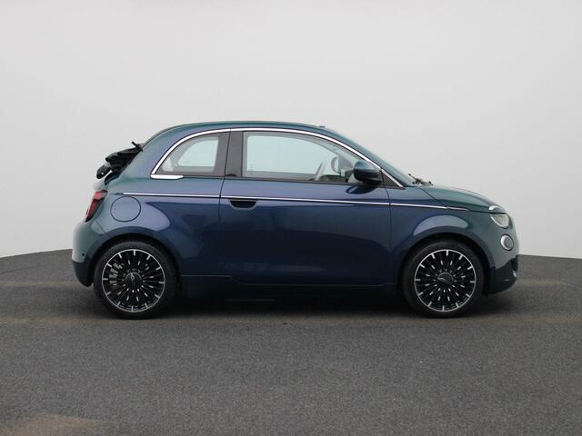 Fiat E-500 C La Prima 42 kWh | AppleCarplay & Android Auto | Canvas Schuifdak | Lichtmetalen Velgen | Climate Control | Navigatie |