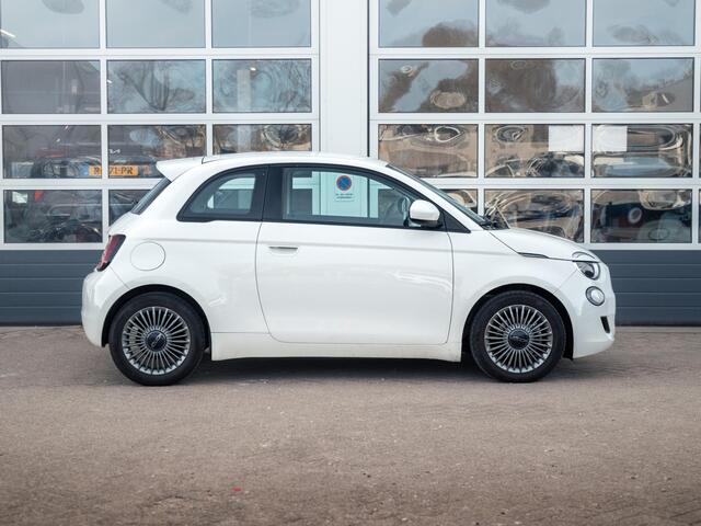 Fiat E-500 Business Launch Edition 42 kWh | SOH 91% | Clima | Cruise | Regensensor | Apple Carplay | 16"