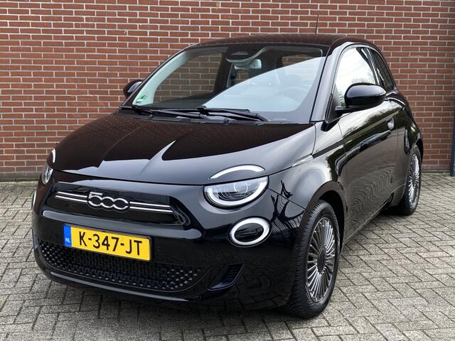Fiat E-500 Icon 42 kWh NAV ADAPT-CRUISE CAMERA PDC PANO STOELVW CARPLAY LMV