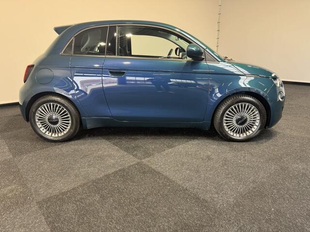 Fiat E-500 icon SOH 95% Car play Cruise control lane assist LM Velgen