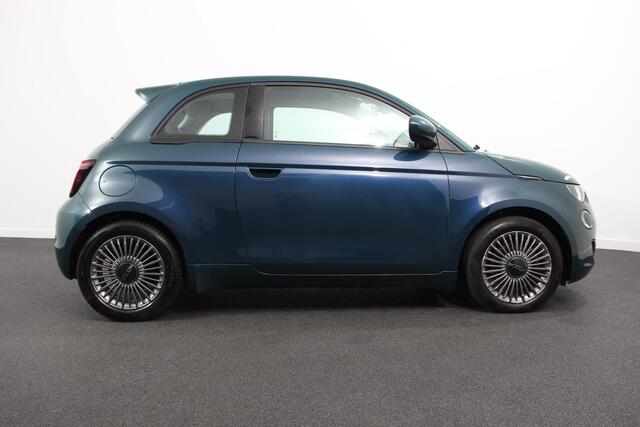 Fiat E-500 42 kWh 118pk Icon Navigatie Apple Carplay/Android Auto Cruise Control Stoelverwarming Climate Control Lichtmetalen velgen
