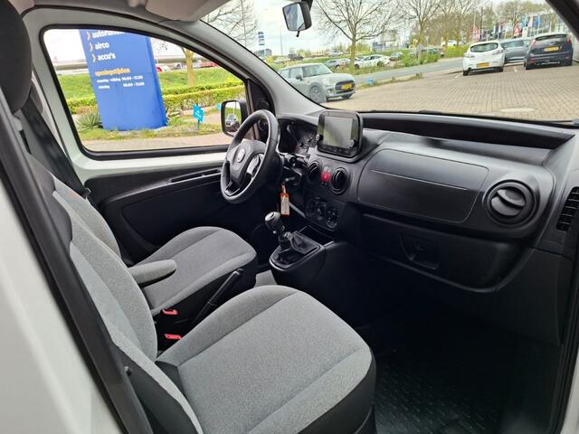 Fiat FIORINO 1.4 SX NAVIGATOR AIRCO PDC NAVI SCHUIFDEUR