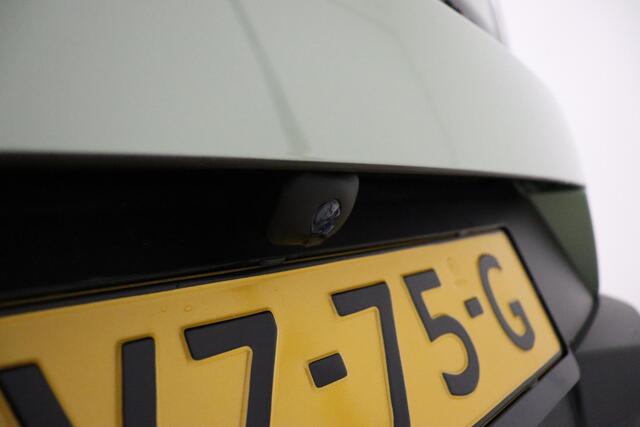 Fiat PANDA Grande 1.2 Hybrid La Prima Automaat | NIEUW MODEL | Navigatie | Stoel & Stuurverwarming | Climate control | Camera | Hoge instap | Dakrails | Lichtmetalen velgen