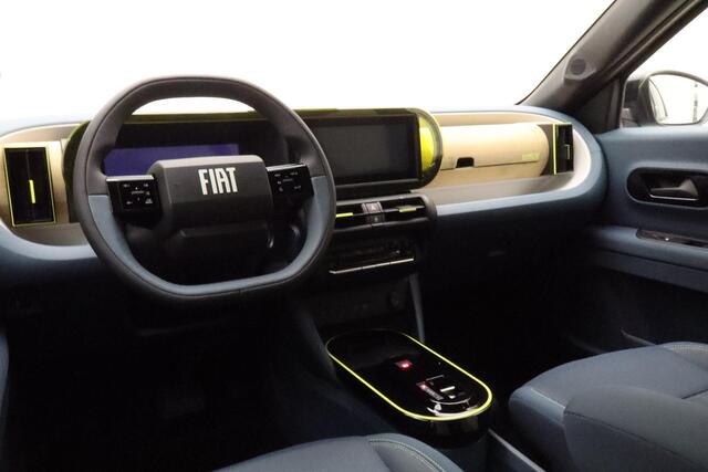 Fiat PANDA Grande 1.2 Hybrid La Prima | Navigatie | Climate control | Camera | Dakrails | Lichtmetalen velgen | Stoel & Stuurverwarming | Extra getint glas | Nieuw model | Hoge instap