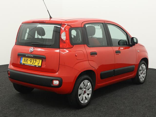 Fiat PANDA 0.9 TwinAir Popstar Airco, Brake assist system, Elek. Stabiliteits Programma, Elek. remkrachtverdeling, Start/stop systeem, Stuurbekrachtiging snelheidsafhankelijk De Fiat Panda 0.9 TwinAir Popstar is klein van formaat, maar groots in karakter. Met zijn v