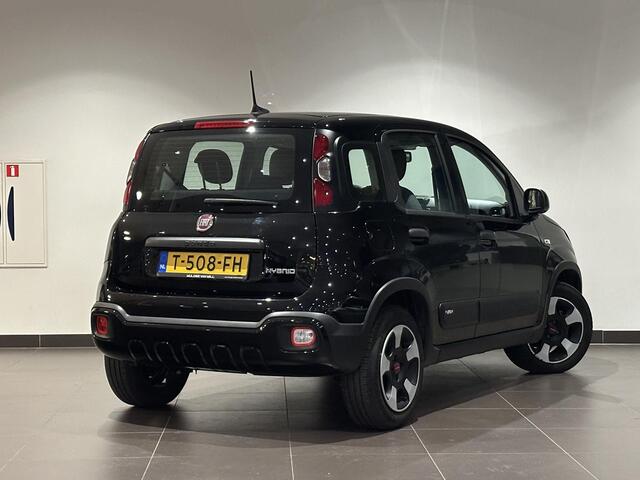 Fiat PANDA City Cross 1.0 Hybrid 70pk H6 | 5-ZITS | CLIMA | HOGE INSTAP! | APPLE CARPLAY / ANDROID AUTO | PARKEERSENSOREN | DAB+ |
