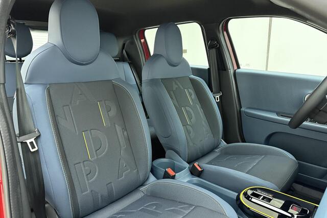 Fiat PANDA Grande RED 11kW 44 kWh | Apple Carplay/Android auto | Parkeersensoren | LED verlichting | Cruise control | Airco