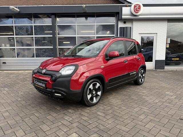 Fiat PANDA Cross 1.0 Hybrid Pandina