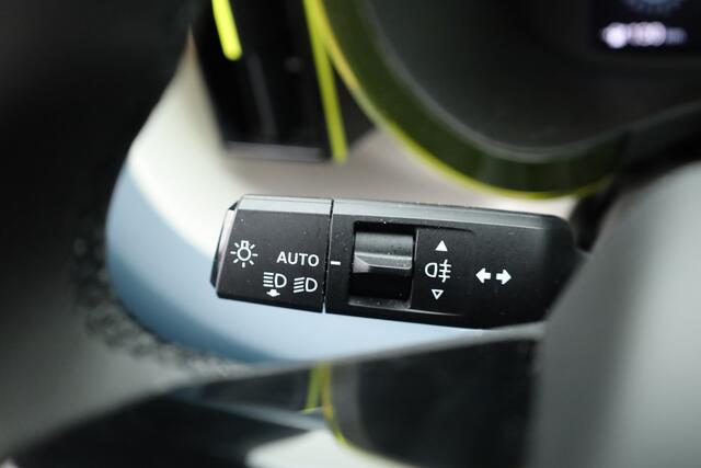 Fiat PANDA Grande La Prima 11 kW 44 kWh | Winter Pack | Camera | Apple CarPlay & Android Auto | Cruise | Navi | DAB