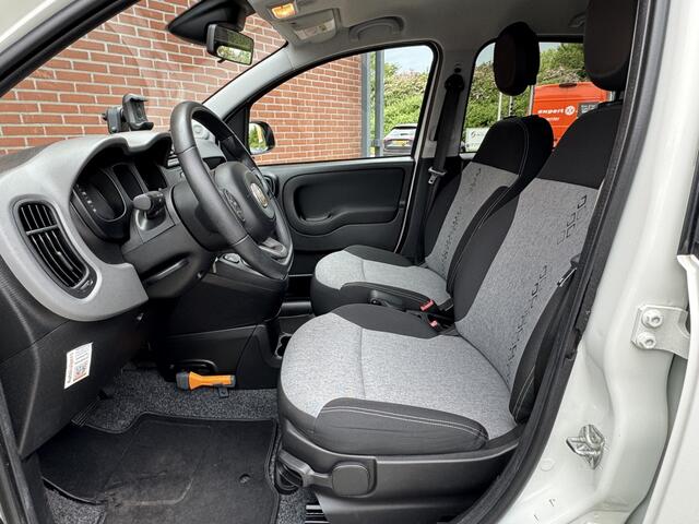 Fiat PANDA 0.9 TwinAir Lounge 80PK AUTOMAAT CLIMA PDC LMV BLUETOOTH