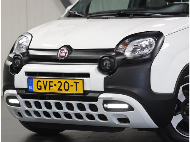 Fiat PANDA 1.0 Hybrid Pandina | 1ste eigenaar | Apple Carplay/Android Auto | Cruise Control | Airco | Parkeersensoren | Isofix | DAB Radio | Privacy Glass | Start/Stop Systeem |