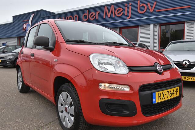 Fiat PANDA 0.9 TwinAir Popstar , TREKHAAK , EL VOOR , AIRCO , RCD SPELER