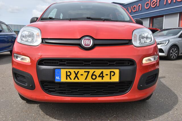 Fiat PANDA 0.9 TwinAir Popstar , TREKHAAK , EL VOOR , AIRCO , RCD SPELER