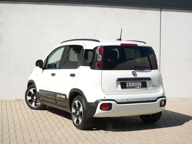 Fiat PANDA 1.0 Hybrid Pandina | Airco | Carplay | Cruise | 5zits | PDC