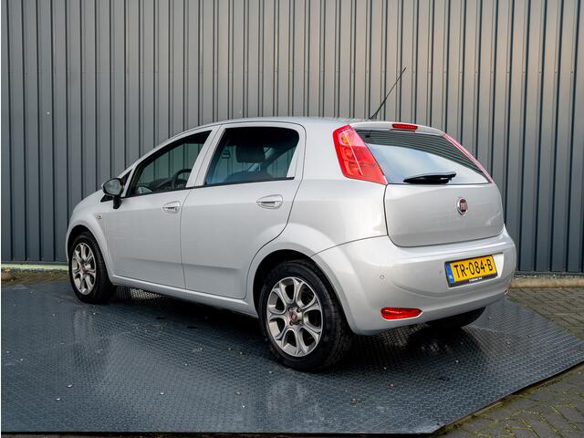 Fiat PUNTO Evo 0.9 TwinAir Sempre | Parkeersensoren | Cruisecontrol | Bluetooth Prijs Rijklaar!!