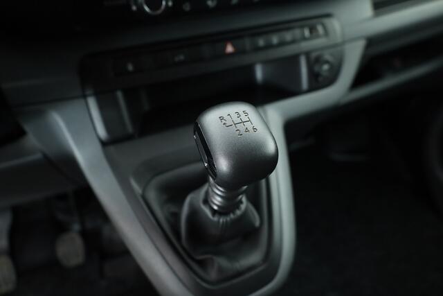 Fiat SCUDO 1.5 MultiJet L3H1 | Side Bars | 3 pers. | Cruise | Bluetooth | DAB |