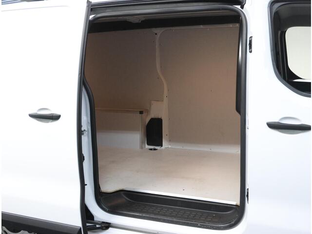 Fiat SCUDO 2.0 180PK MultiJet L2H1 | AUTOMAAT | AppleCarPlay/AndroidAuto | Armsteun | Camera | 3 Zits | Houtenlaadvloer | Navigatie | Cruise Control | Parkeersensoren |