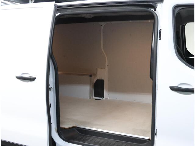 Fiat SCUDO 2.0 180PK MultiJet L2H1 | AUTOMAAT | AppleCarPlay/AndroidAuto | Armsteun | Camera | 3 Zits | Houtenlaadvloer | Navigatie | Cruise Control | Parkeersensoren |