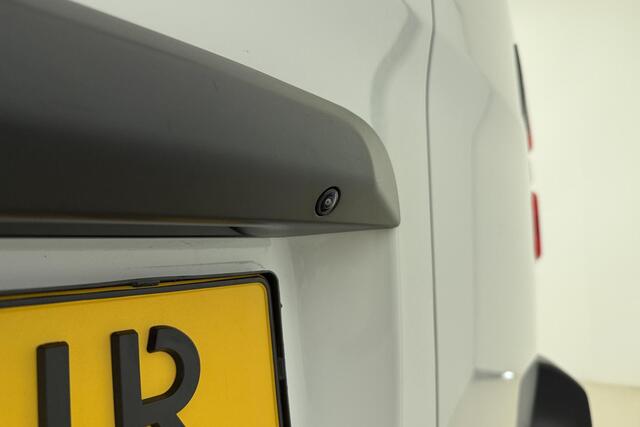 Fiat SCUDO 2.0 Diesel 145 pk L3 | Navigatie | Betimmering | Camera | 2500 KG trekgewicht | BPM vrij | weinig km |