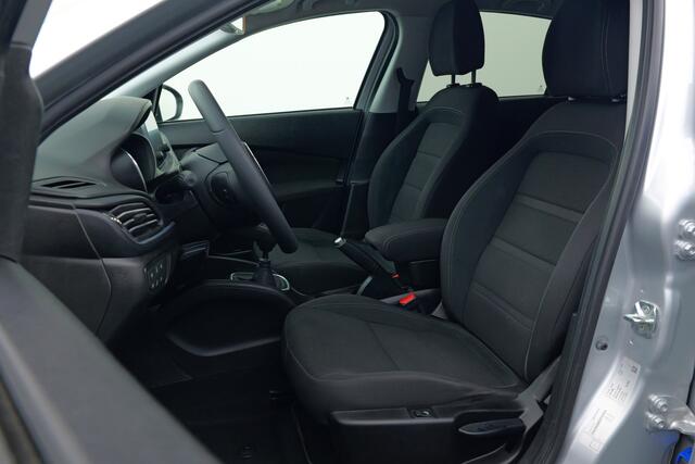 Fiat TIPO 1.4 Lounge | Camera | Navi | Clima