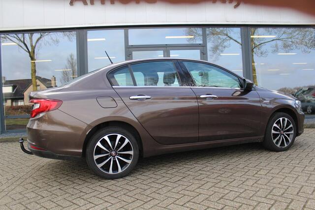 Fiat TIPO 1.4 16V Lounge