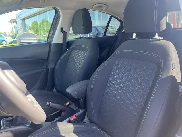 Fiat TIPO Cross 1.0 City Cross | Apple Carplay & Android Auto | Parkeersensoren | Climate control
