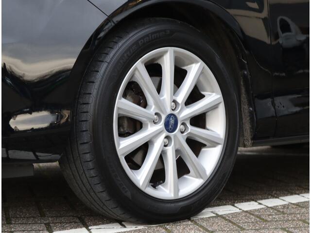 Ford B-MAX 1.0 EcoBoost Titanium | Trekhaak | Navigatie | Winter pakket | NAP