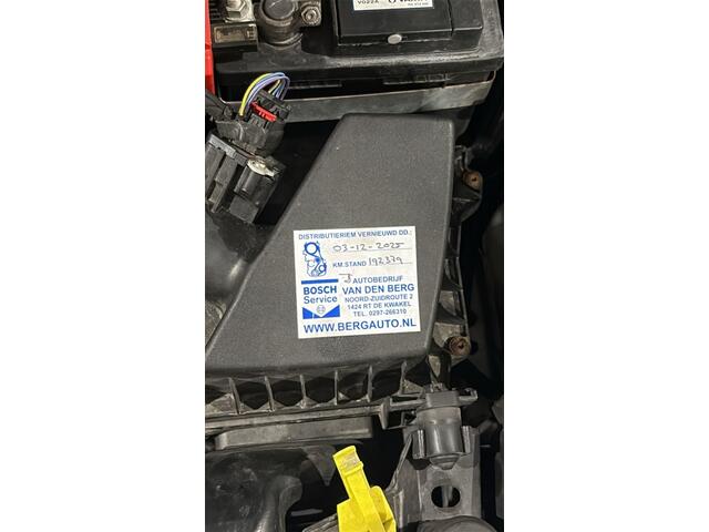 Ford B-MAX 1.0 Titanium Distributieriem V.V. NAVI CRUISE LED