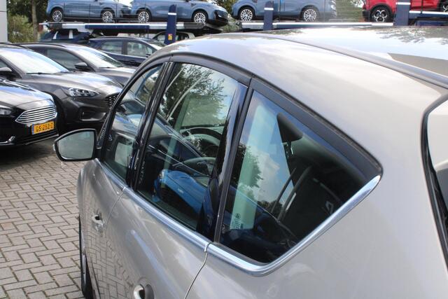 Ford C-MAX 1.0 EcoBoost 125 PK Titanium | Electrische achterklep | Voorruitverwarming | Climate Control | Navigatie | PDC Achter | Cruise Control | Panoramadak