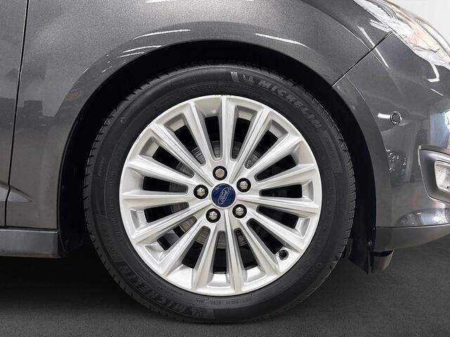 Ford C-MAX 1.0 Titanium