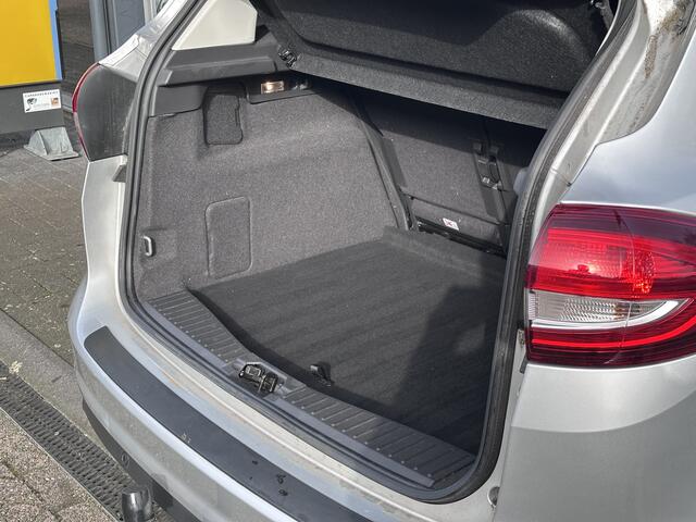 Ford C-MAX 1.5 Titanium CLIMA / CRUISE / GROOT SYNC SCHERM / PARKEERASSISTENT