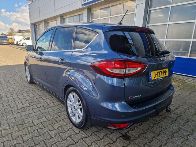 Ford C-MAX 1.0 Titanium Full Options! | Volledig dealer onderhouden | Trekhaak | Stoel stuur en voorruitverwarming | All weather banden | Parking Pack incl camera | Beide voorstoelen in hoogte verstelbaar | Bi xenon verl.