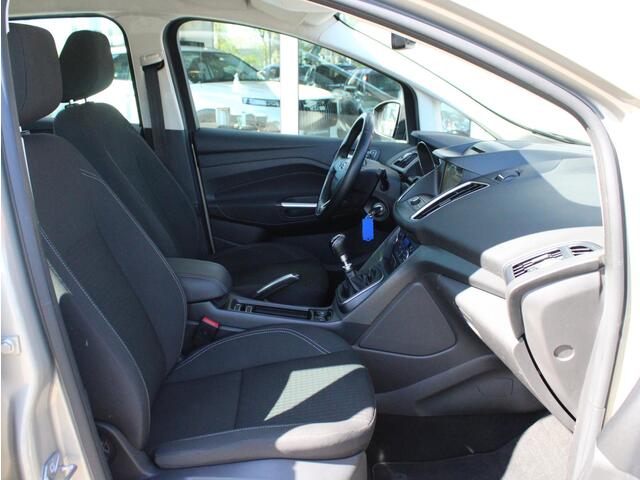 Ford C-MAX 1.0 Titanium Distributieketting!, Trekhaak, Cruise control, Climate control, Zomer + Winterset