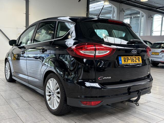 Ford C-MAX EcoBoost 125 pk Titanium | Trekhaak | Camera | Navi | Voorruitverw. | 4 seiz. banden | 100% dealer onderh.