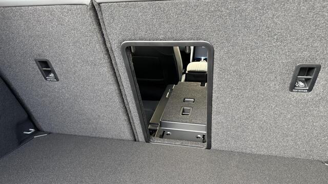 Ford CAPRI Select Extended Range RWD 77 kWh Direct leverbaar | 21 inch velgen | Warmtepomp | massage stoelen | Stoel en stuur verwarming | Trekhaak