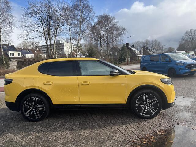 Ford CAPRI Premium Extended Range RWD 77 kWh | 286 pk | Driver Assistance Pack | Panoramadak | Grote Accu | Dealer onderhouden