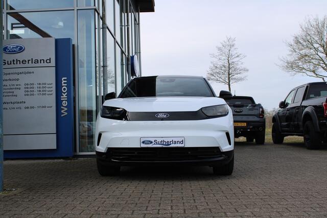 Ford CAPRI Premium Extended Range RWD 77 kWh | Panoramadak | 360 graden camera | Head up Display