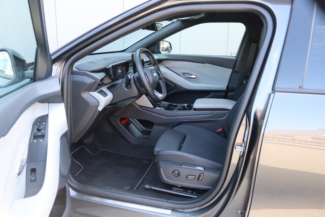 Ford CAPRI Premium Extended Range AWD 79 kWh Pano-dak/Adaptive-cruise/360camera/Stoelverwaming
