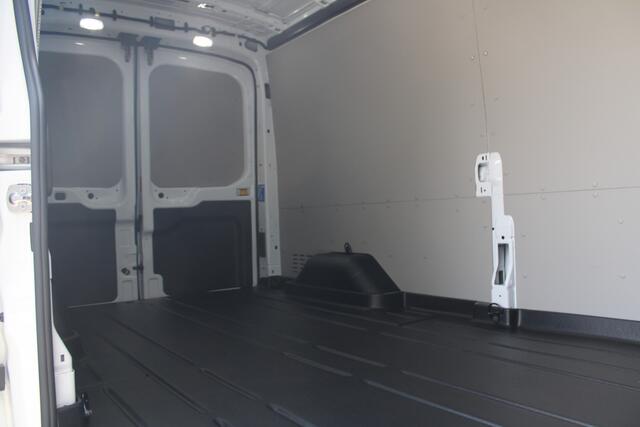 Ford E-Transit 350 L3H2 Trend 68 kWh Vol Elektrisch - 360 Camera - Pro Power Onboard - Dodehoek Assistent - Rijklaar