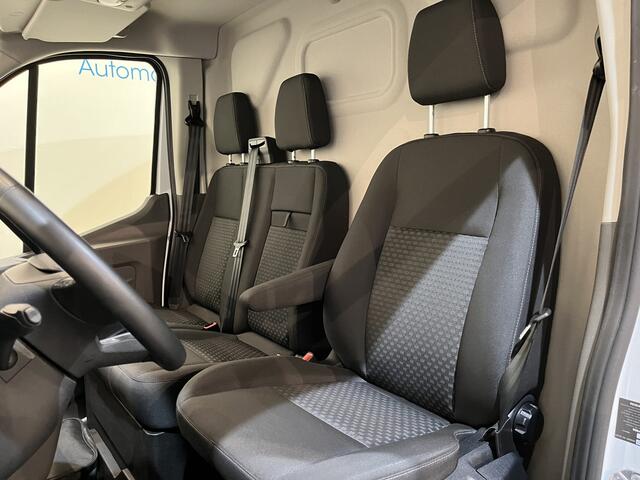 Ford E-Transit 350 L2H2 Trend 68 kWh / 100% Elektrisch !! / Airco / Cruise Control / CarPlay / Camera / Navigatie / 3-Zits / 12.200 KM !!