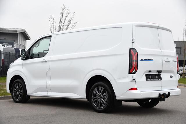 Ford E-Transit Cust. 320 L1H1 Limited 65 kWh Camera, Cruise, Carplay, Stoelverwarming, LED, 218pk, Trekhaak, Multimedia, Sensoren Uniek!