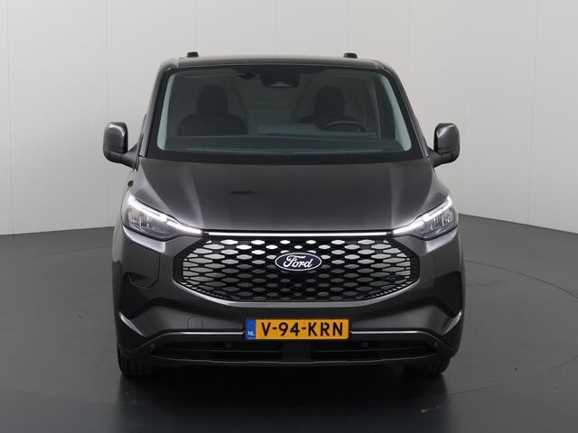 Ford E-Transit Cust. 320 L2H1 Limited 65 kWh