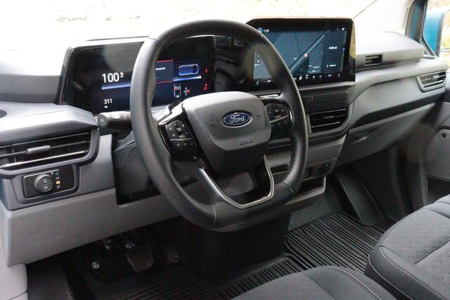 Ford E-Transit Cust. 320 L2H1 Limited 65 kWh