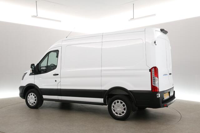 Ford E-Transit L2H2 Trend 68 kWh | Snelladen | SOH 98% | Airco | Camera | 3 Zits | Cruise | Carplay | Navi