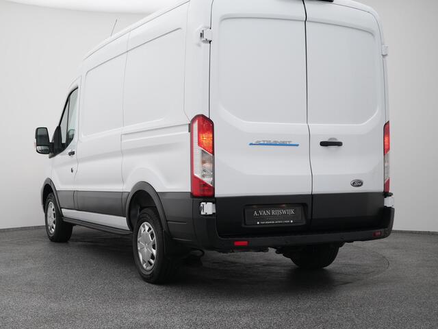 Ford E-Transit 350 L2H2 Trend 68 kWh | CAMERA | CARPLAY | STOELVERWARMING