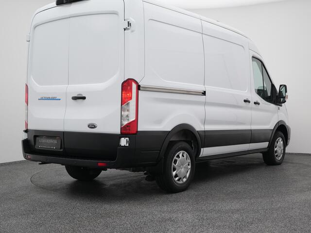 Ford E-Transit 350 L2H2 Trend 68 kWh | CAMERA | CARPLAY | STOELVERWARMING