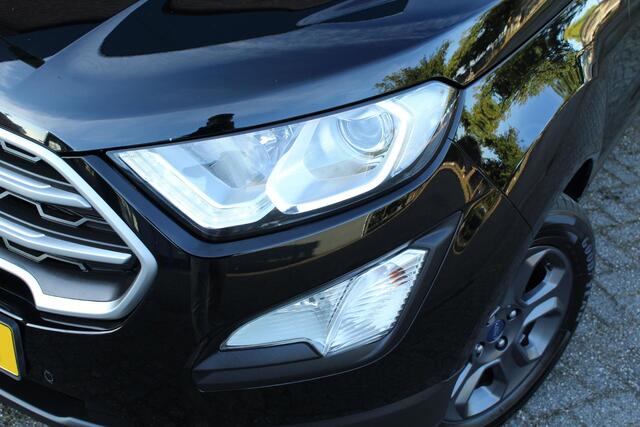 Ford ECOSPORT 1.0 EcoBoost Titanium 125pk | Stoelverwarming | BLISS | Trekhaak | Parkeersensoren |