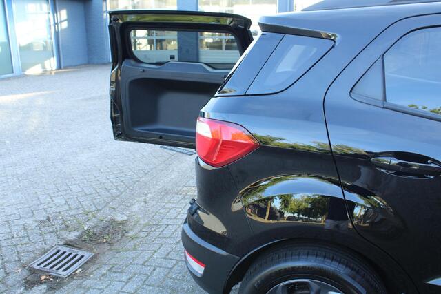 Ford ECOSPORT 1.0 EcoBoost Titanium 125pk | Stoelverwarming | BLISS | Trekhaak | Parkeersensoren |
