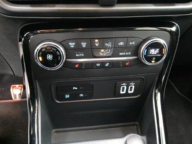 Ford ECOSPORT 125pk ST-Line Black Navi B&O Camera Winter Parking Dodehoek pack Privacy Glass Dealeronderhouden