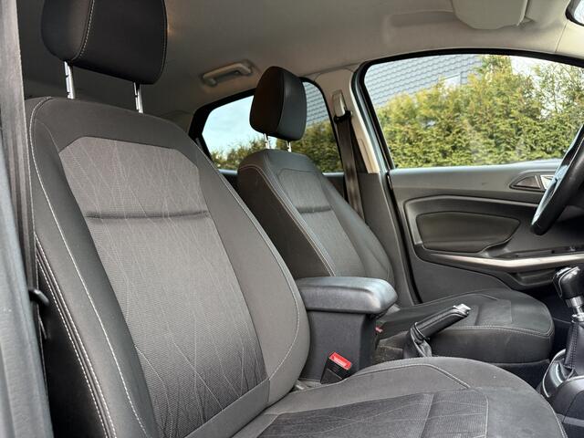 Ford ECOSPORT 125pk EB Trend Ultimate, Trekhaak | Navi & CarPlay | Airco